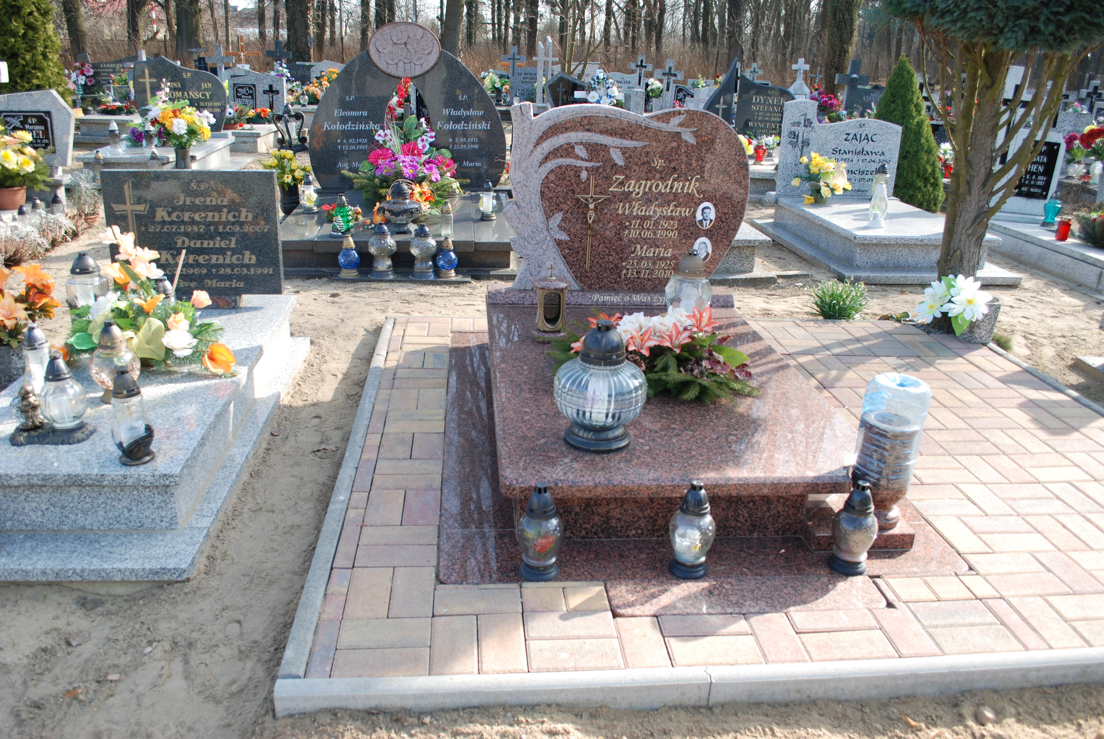 Grób Maria Zagrodnik